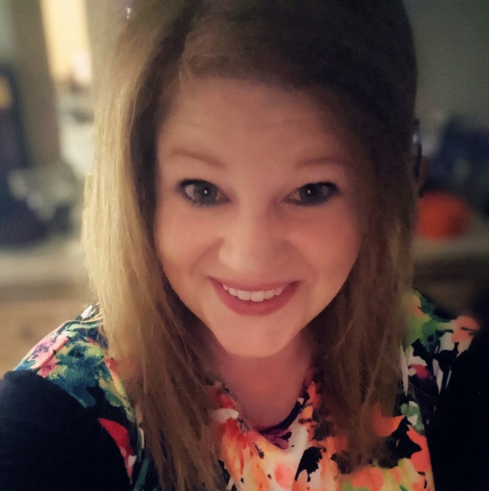 Meet your Posher, Jenn
